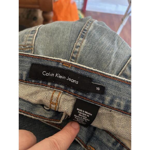 Calvin Klein Light Wash Denim Jeans Size 16 - Picture 3 of 4
